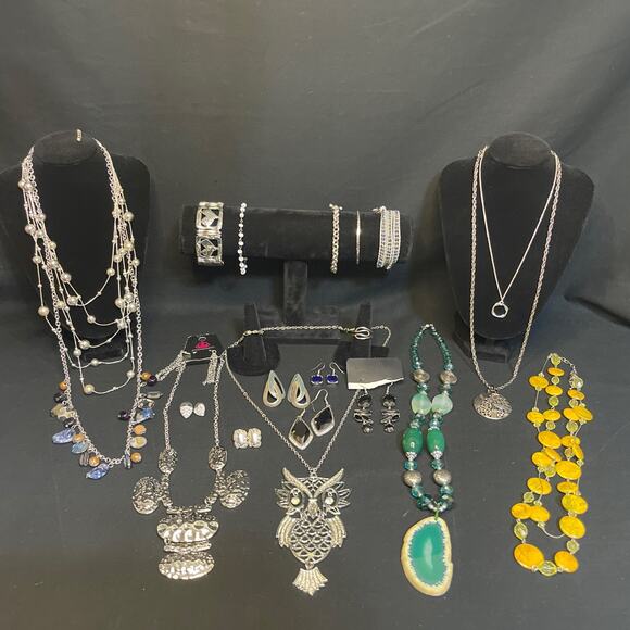 Vintage To Now Lot Silver tone Jewelry Necklace Bracelet Earrings Ring Owl - Picture 1 of 11